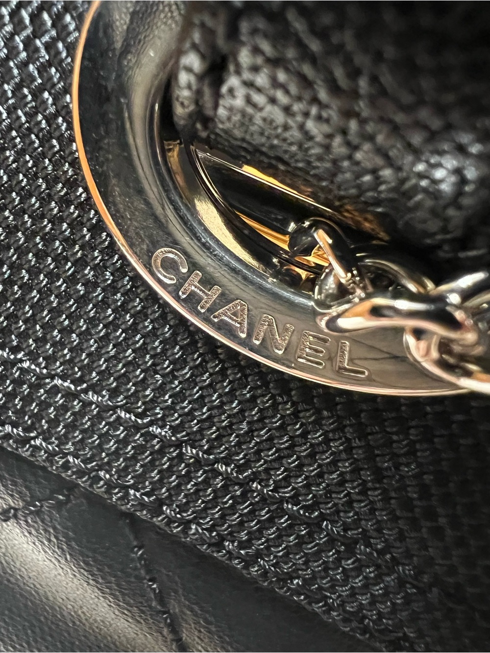 CHANEL Authentic flawless Quilted Leather Tote with CC Charm - Picture 8 of 16